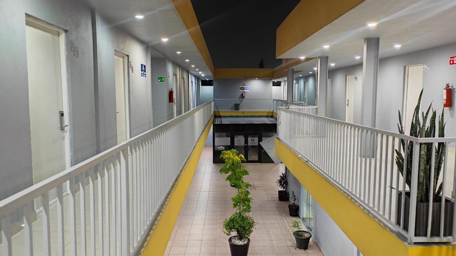 Capital Hotel Monclova Ngoại thất bức ảnh