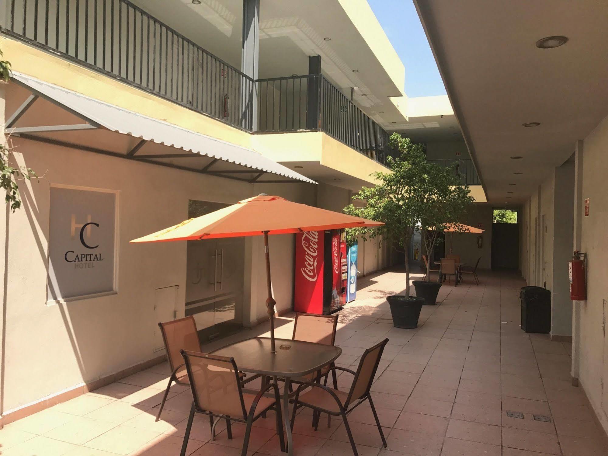 Capital Hotel Monclova Ngoại thất bức ảnh